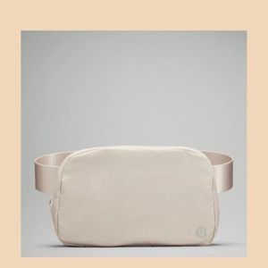 Lululemon Everywhere Belt Bag 1L